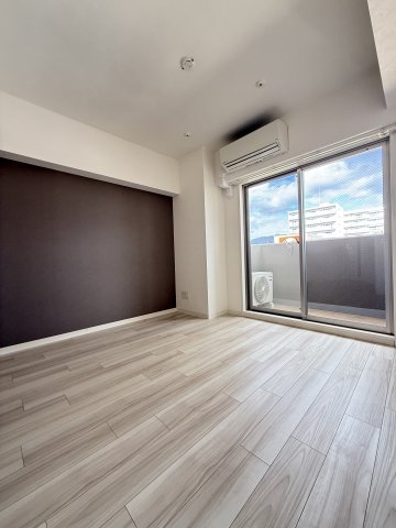 ワールドアイ神戸湊町