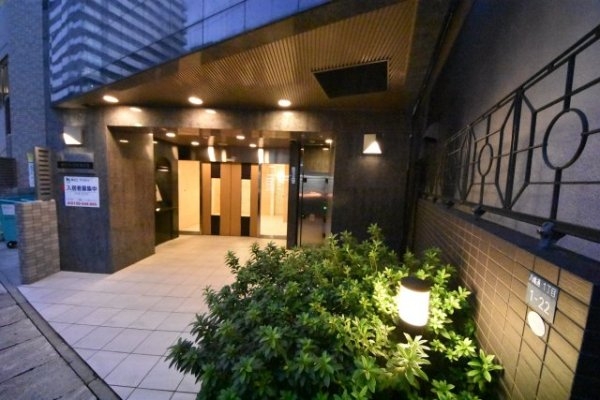 神戸市中央区八幡通１丁目のマンション