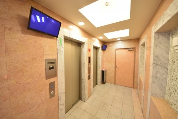 神戸市中央区八幡通１丁目のマンション