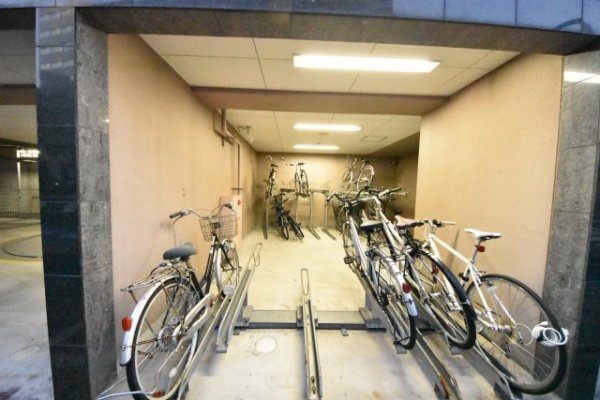 神戸市中央区八幡通１丁目のマンション