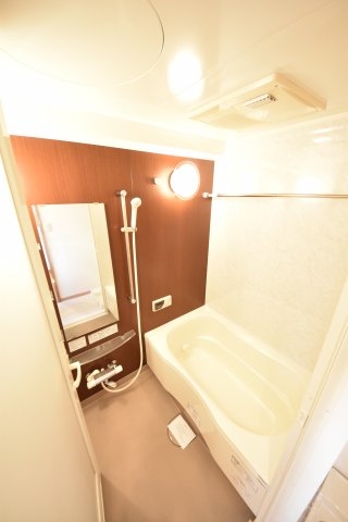 神戸市中央区八幡通１丁目のマンション