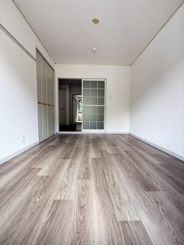 イーストヒルズ平野