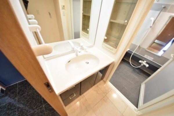 リーガル新神戸パークサイド