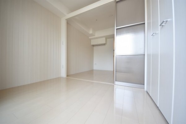 神戸市中央区海岸通３丁目のマンション