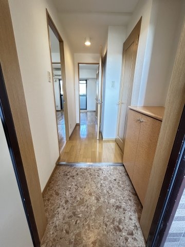 ユニバーサルビル