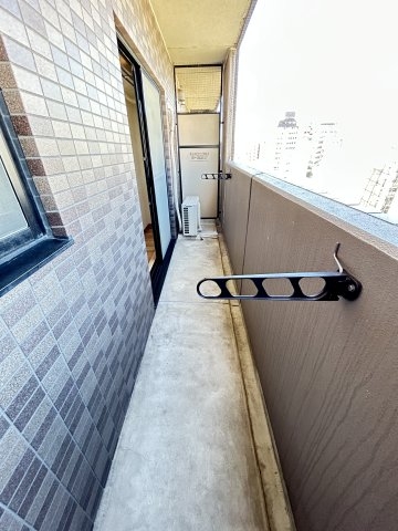 ユニバーサルビル