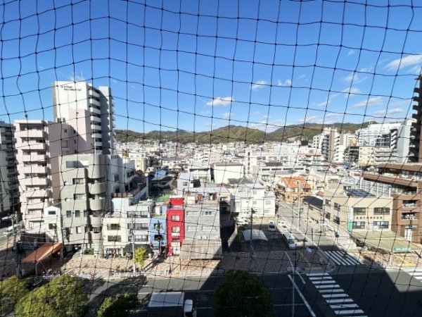 ユニバーサルビル