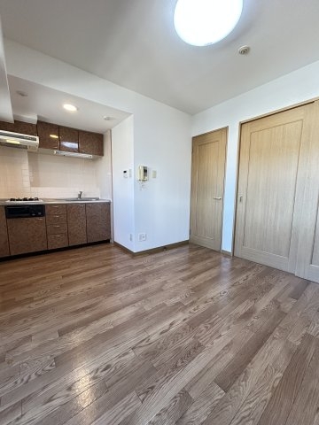 ユニバーサルビル