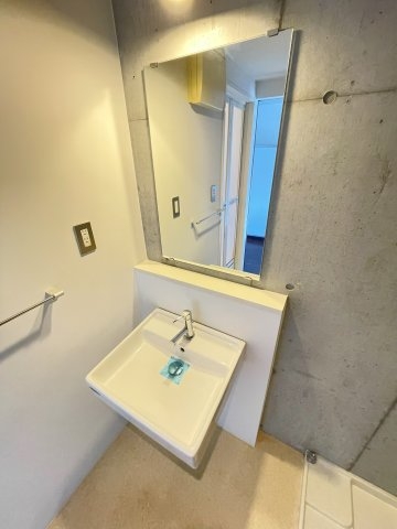 ロイスグラン神戸湊川公園