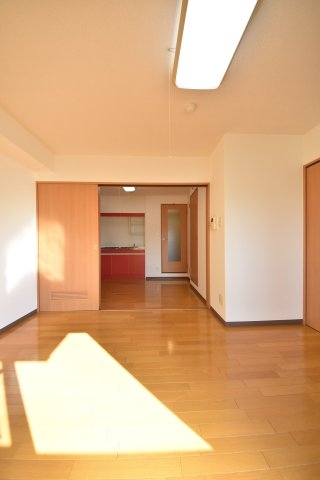 ラ・フォンテ三宮旭