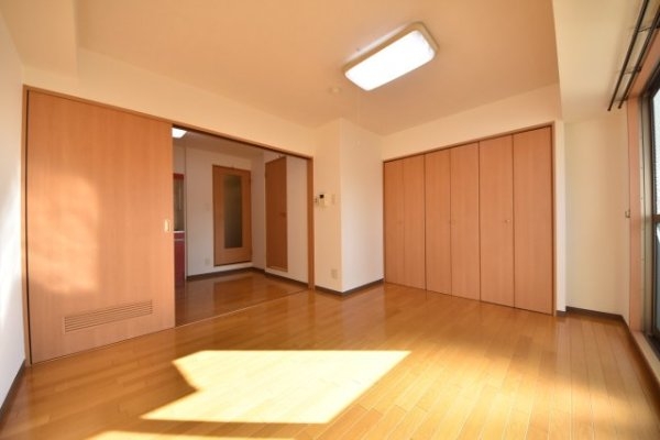 ラ・フォンテ三宮旭