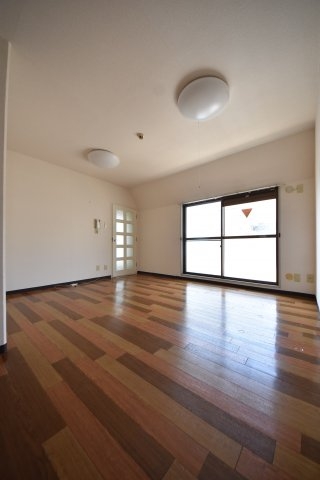 SANKOラフィーネ三宮