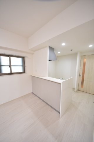 リベルタ元町通