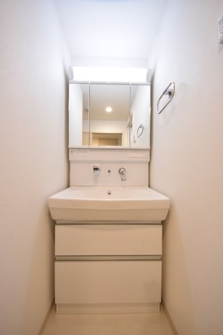 リベルタ元町通