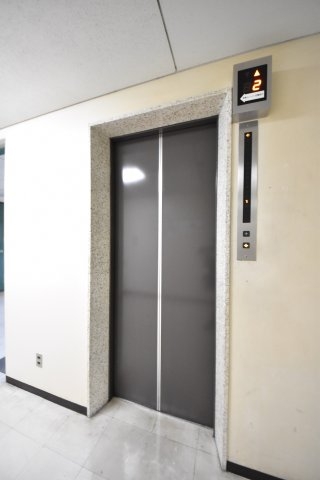 神戸市中央区元町通２丁目の店舗・事務所