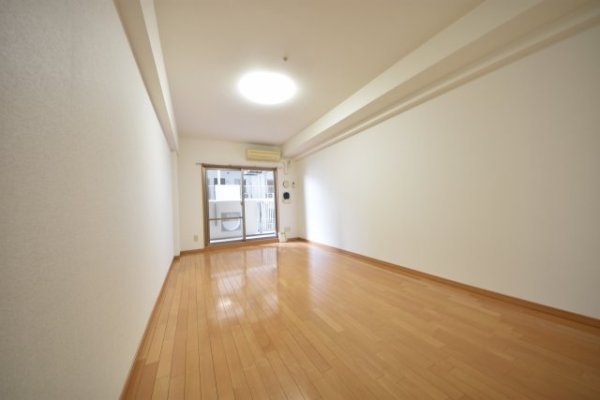 レジディア三宮東