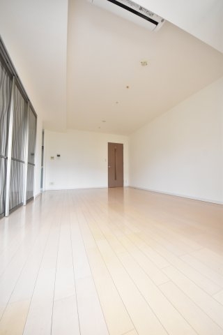 ジークレフ新神戸タワー