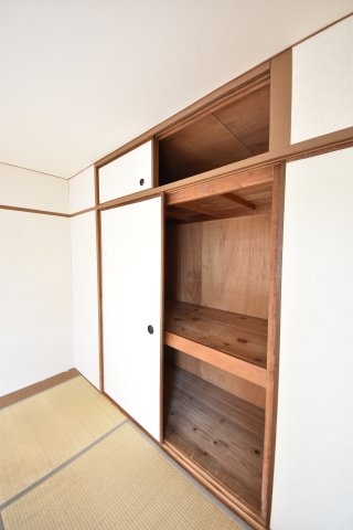 ニュー山手ビル