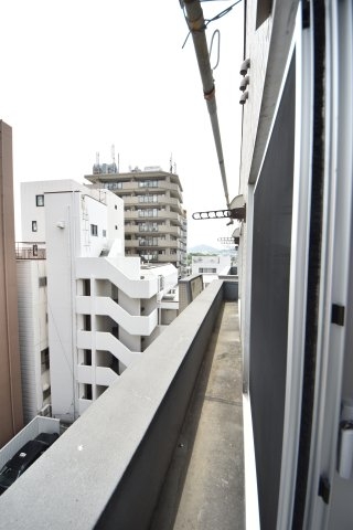 ニュー山手ビル