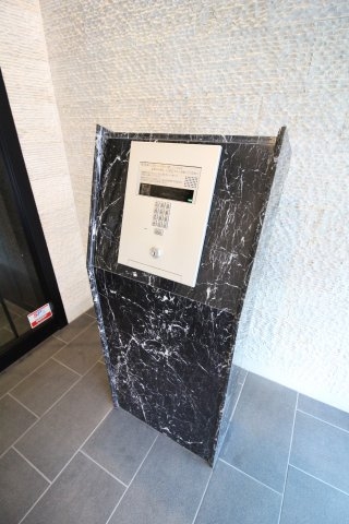 ララプレイス神戸西元町