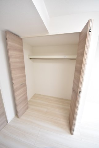 D-room旗塚通