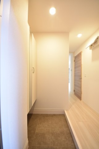D-room旗塚通