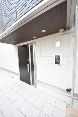 D-room旗塚通