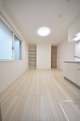 D-room旗塚通