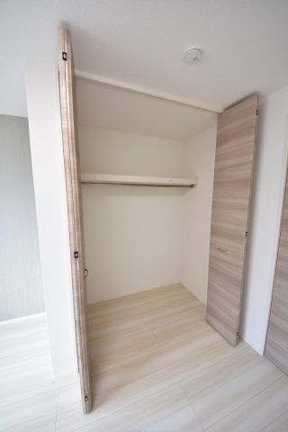 D-room旗塚通