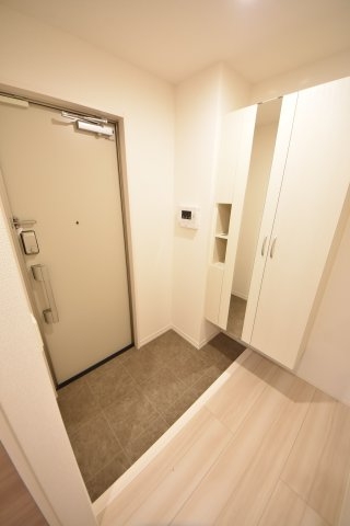 D-room旗塚通