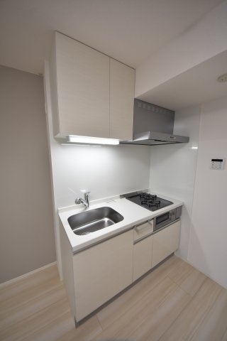 D-room旗塚通