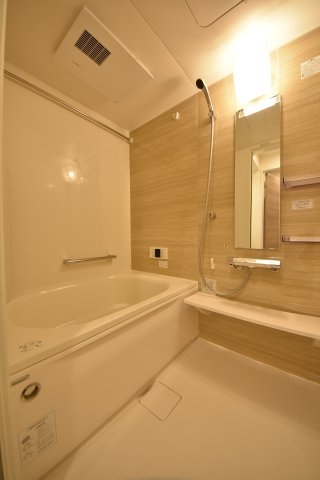 D-room旗塚通
