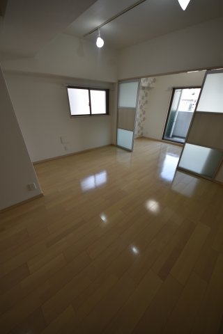 STELLALUCE北野坂