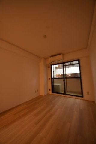 コスモプラザ三宮