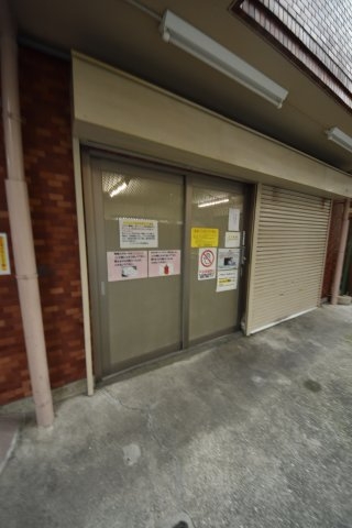 コスモプラザ三宮