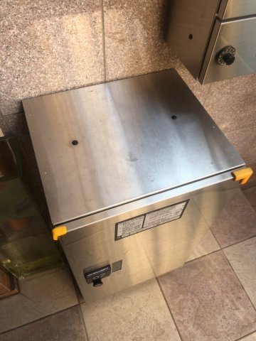 呉ビル