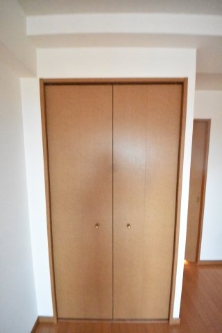 プレサンス新神戸