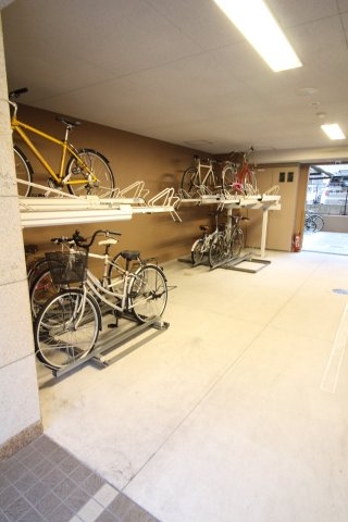 神戸市中央区二宮町１丁目のマンション