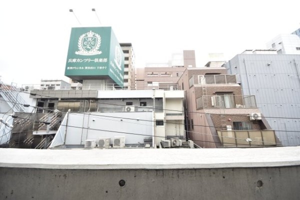 とけいや館　北野坂
