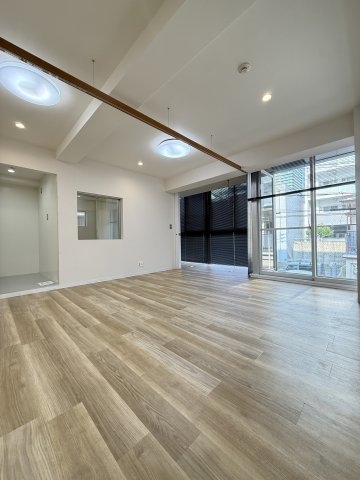 Y’sHouse三宮2