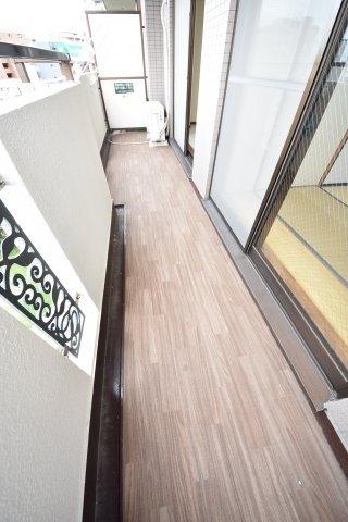 ライフ新神戸