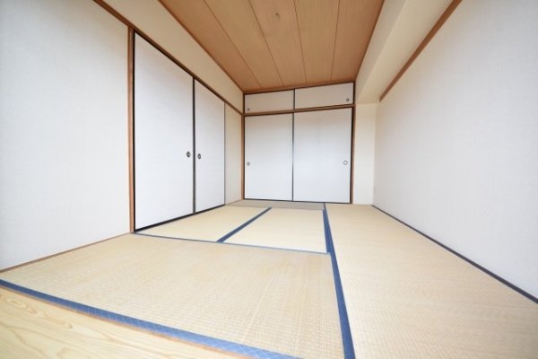 ライフ新神戸