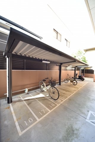 神戸市中央区琴ノ緒町２丁目のマンション
