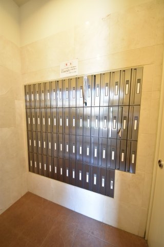 神戸市中央区琴ノ緒町２丁目のマンション