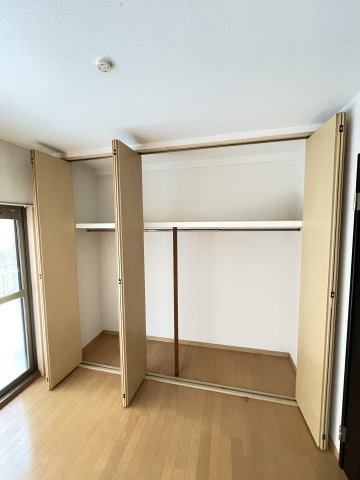 諏訪山ハウス