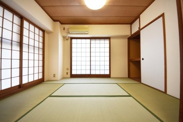 三宮ハウス