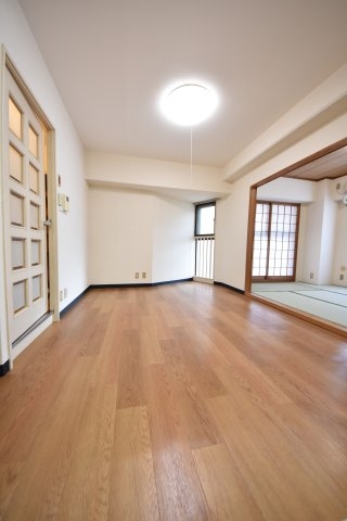 三宮ハウス