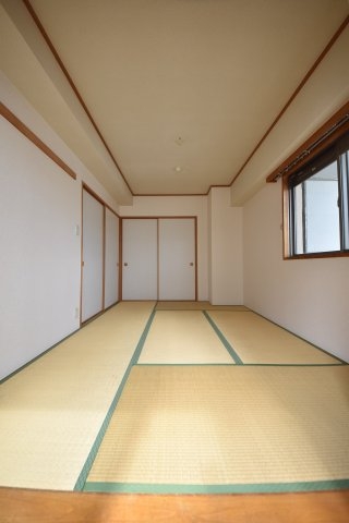 大倉山プレイス