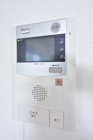 リーフビル