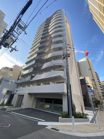 セレニテ三宮リアン